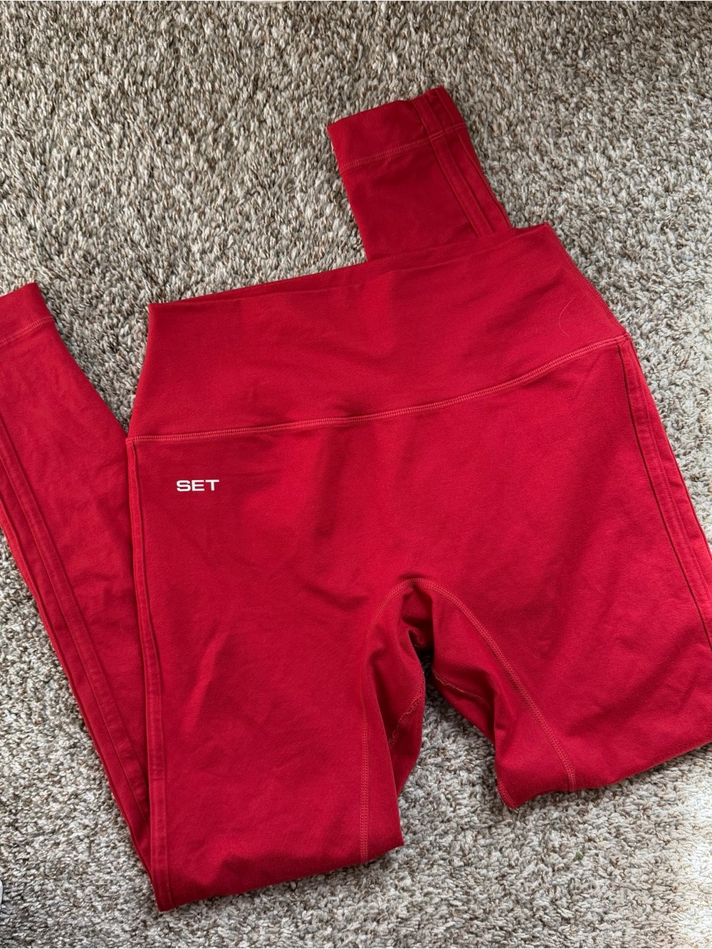 Set Active State Fair Collection Red Formcloud Set - Medium - Picture 11 of 14